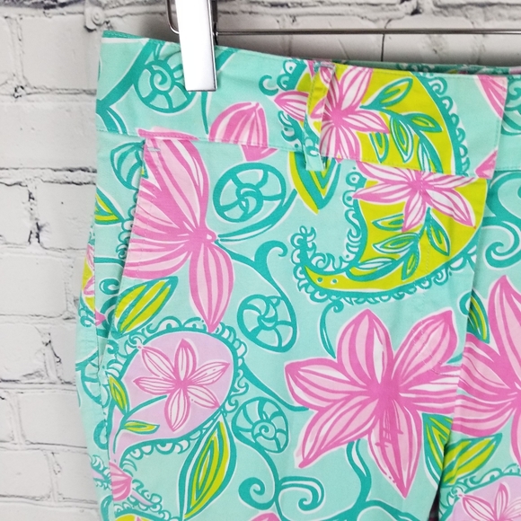 LILLY PULITZER | floral cropped stretch capri pants - Picture 2 of 8